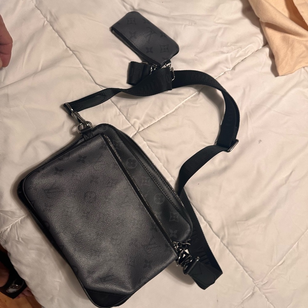 Men’s monogram trio bag